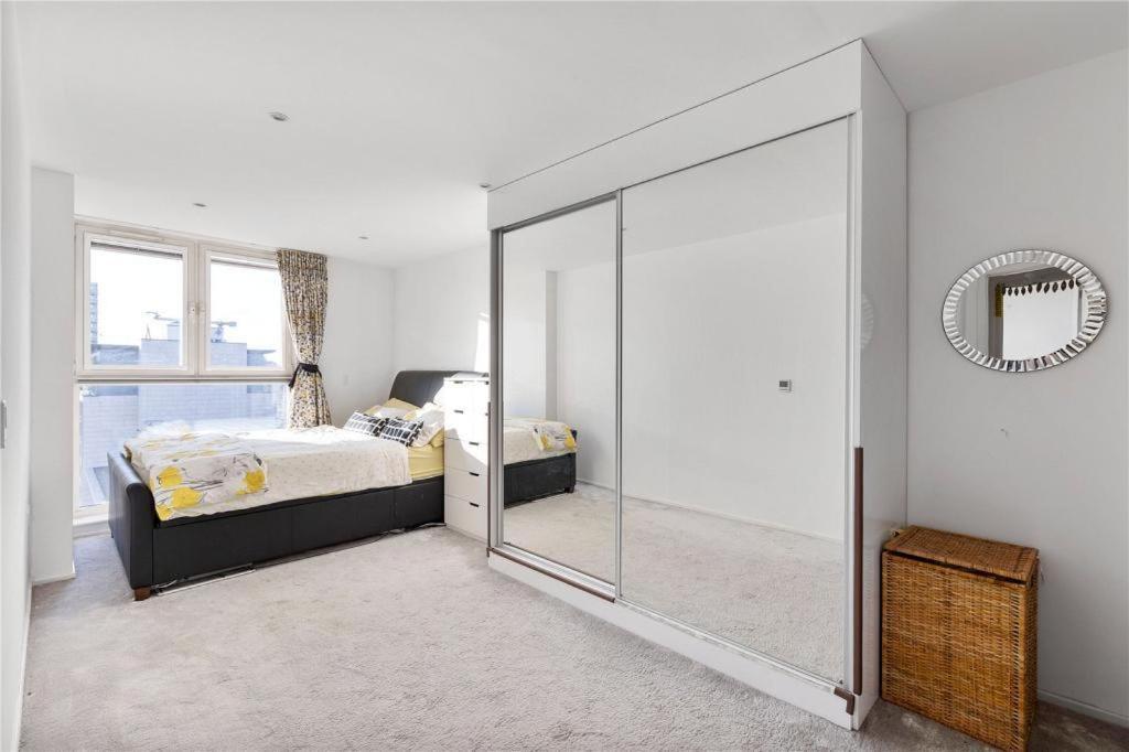 Two Bedroom Apartment - London Excel Stays Luaran gambar