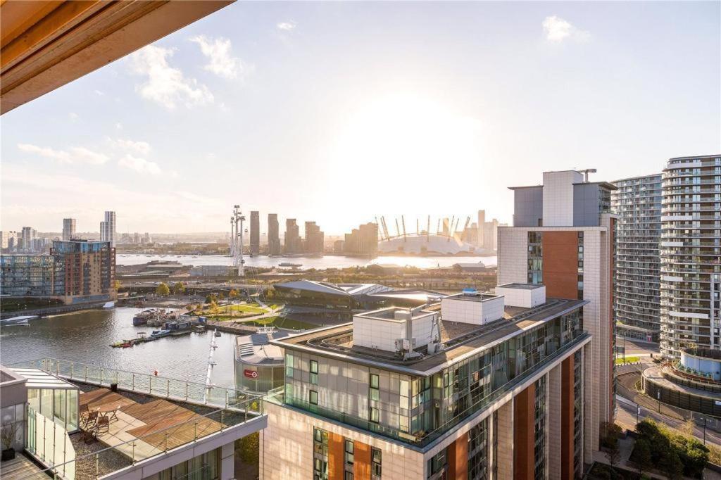 Two Bedroom Apartment - London Excel Stays Luaran gambar